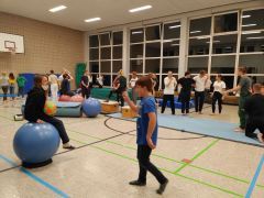 thumbs_20211010_205353